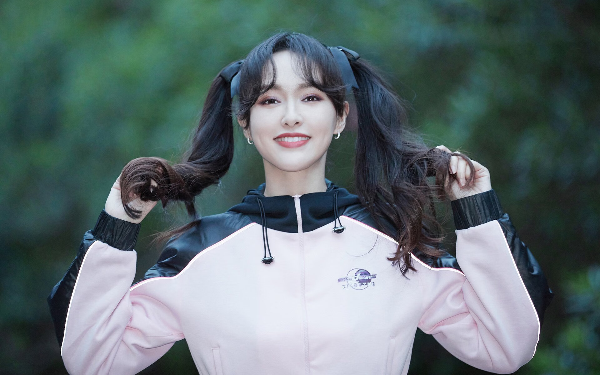 球员如何在防守端避免换防失位,怎样防守控球队员